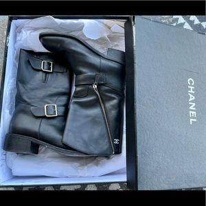 Chanel Black Leather Boots 37.5